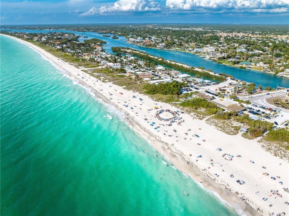 For Rent: $2,000 (3 beds, 2 baths, 1539 Square Feet)