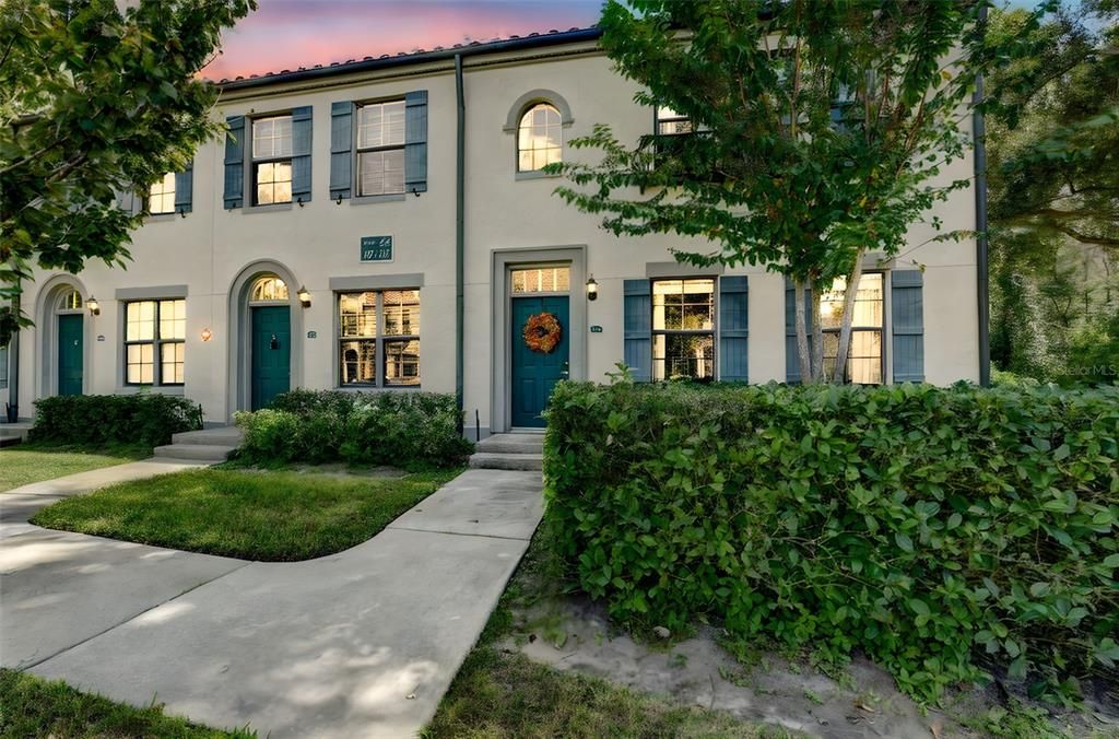 Под контрактом: $315,000 (3 спален, 2 ванн, 1391 Квадратных фут)