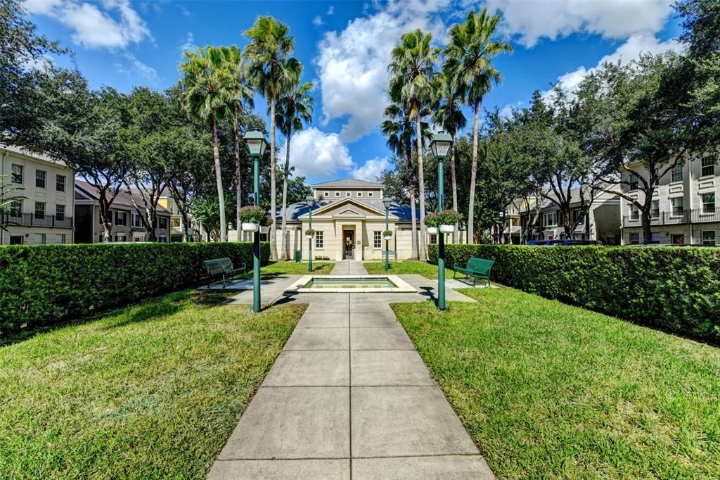 Под контрактом: $315,000 (3 спален, 2 ванн, 1391 Квадратных фут)