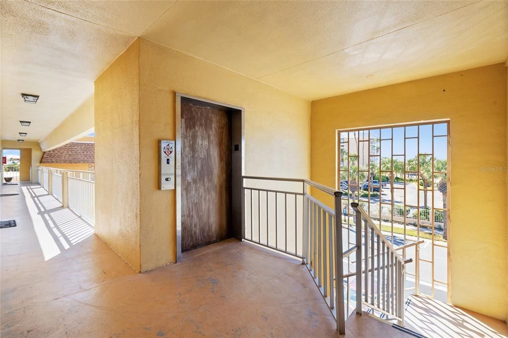 En Venta: $374,900 (2 camas, 1 baños, 789 Pies cuadrados)