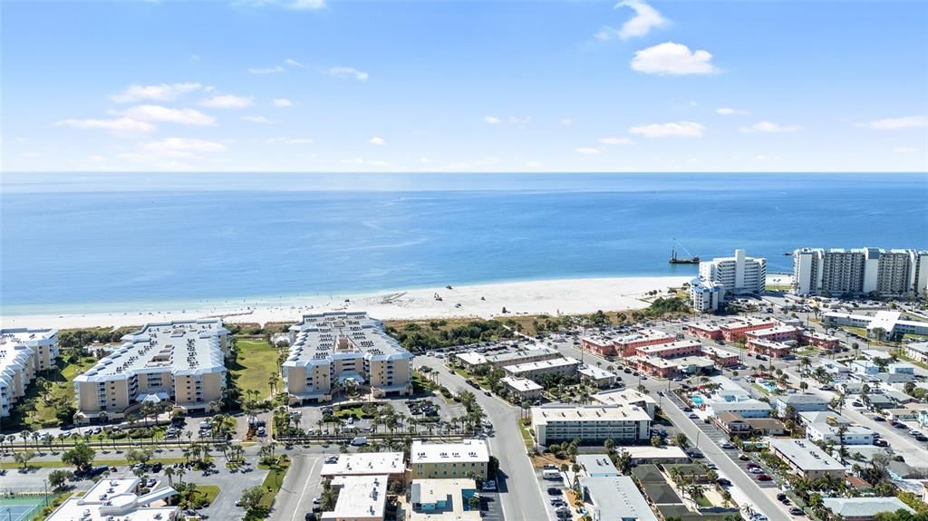 En Venta: $374,900 (2 camas, 1 baños, 789 Pies cuadrados)