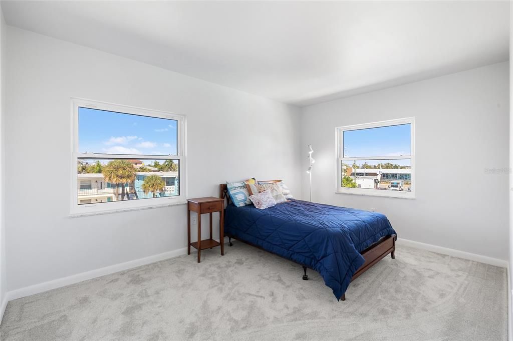 En Venta: $374,900 (2 camas, 1 baños, 789 Pies cuadrados)