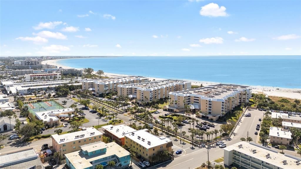 En Venta: $374,900 (2 camas, 1 baños, 789 Pies cuadrados)