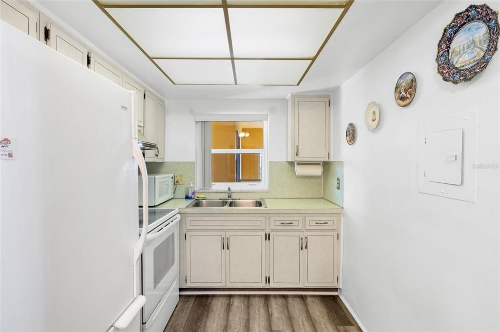 En Venta: $374,900 (2 camas, 1 baños, 789 Pies cuadrados)