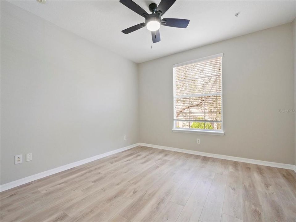 For Sale: $337,500 (3 beds, 2 baths, 1442 Square Feet)