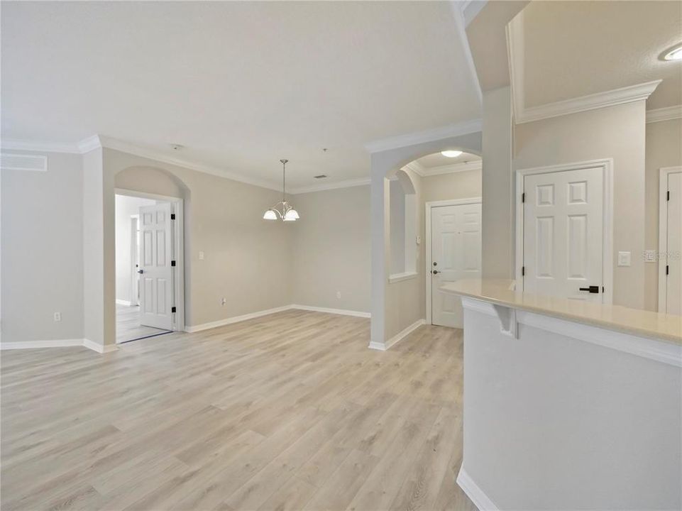 For Sale: $337,500 (3 beds, 2 baths, 1442 Square Feet)