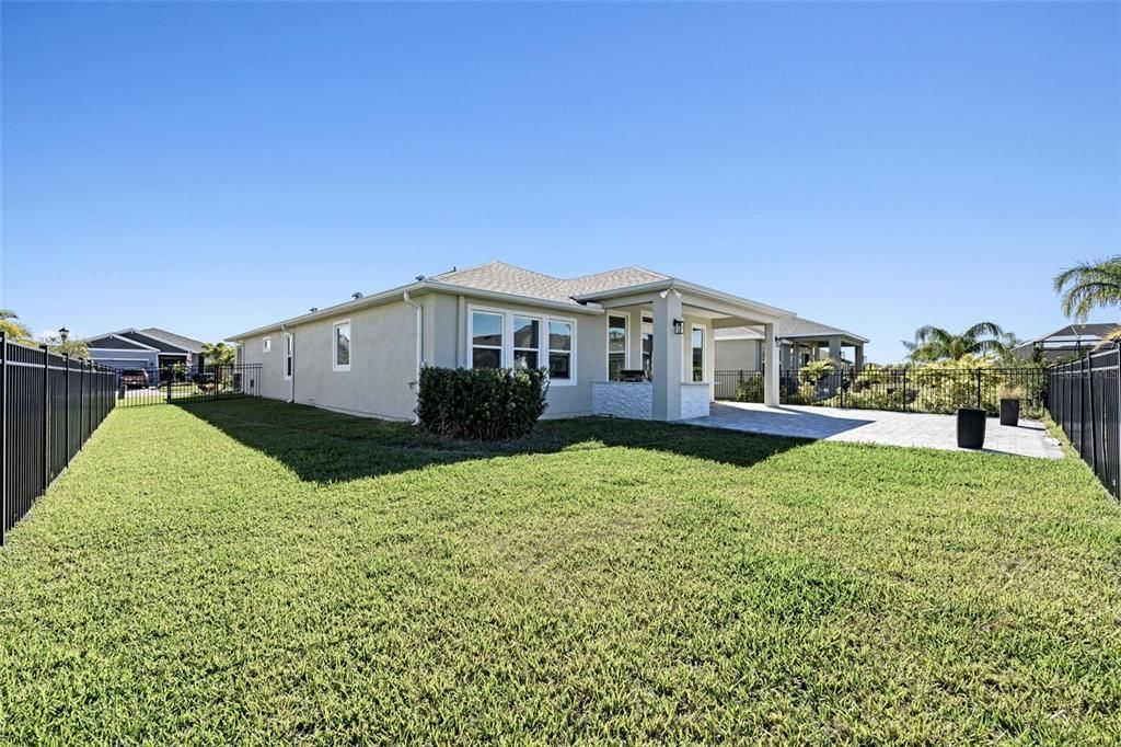 For Sale: $499,000 (4 beds, 2 baths, 2220 Square Feet)