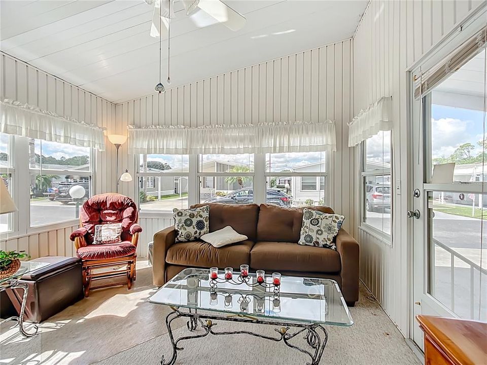 На продажу: $138,000 (2 спален, 2 ванн, 864 Квадратных фут)