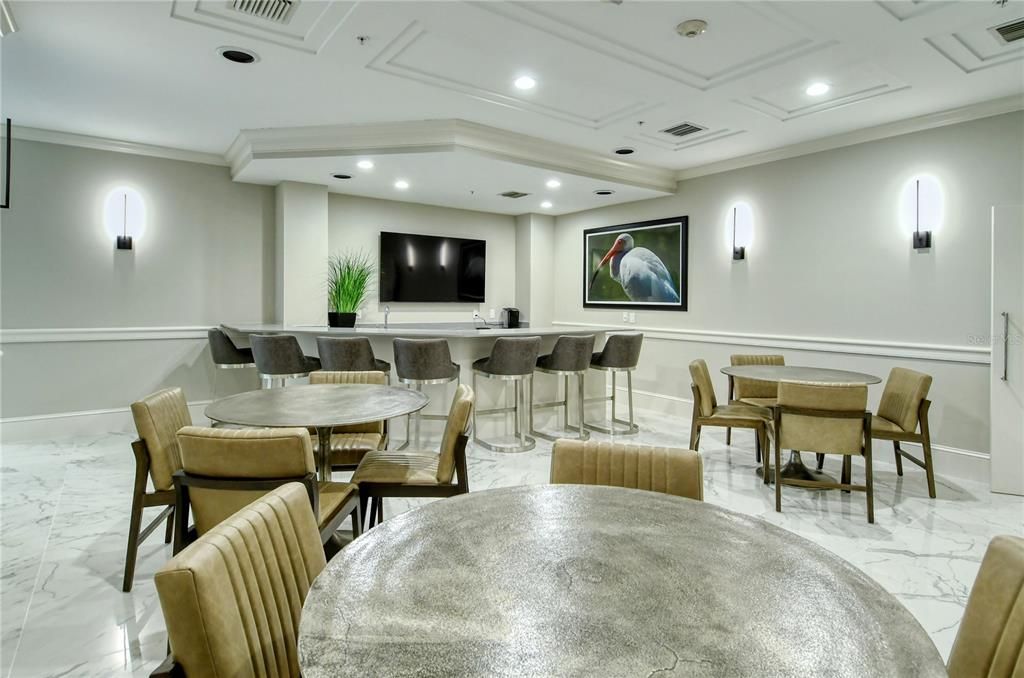 Active With Contract: $3,299,000 (3 beds, 3 baths, 2820 Square Feet)