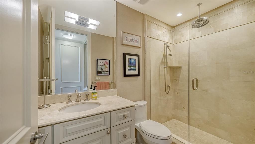 Active With Contract: $3,299,000 (3 beds, 3 baths, 2820 Square Feet)