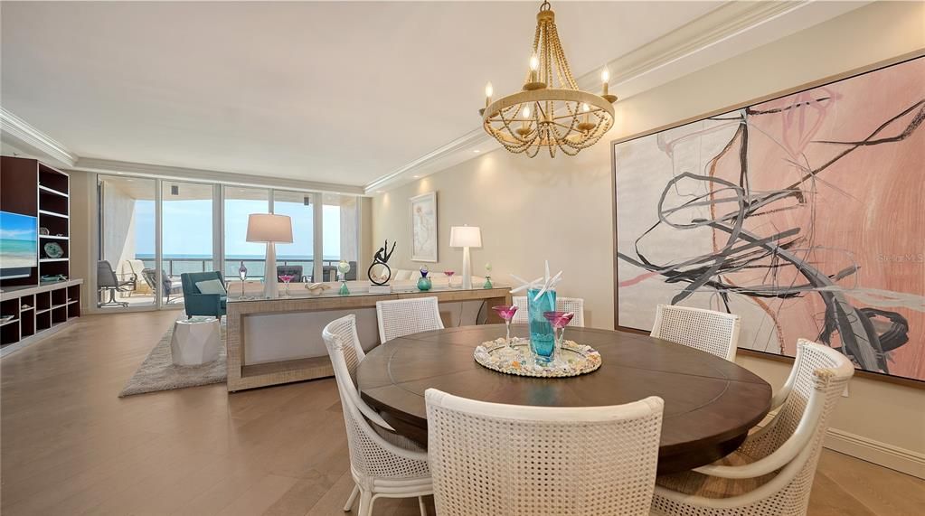 Active With Contract: $3,299,000 (3 beds, 3 baths, 2820 Square Feet)