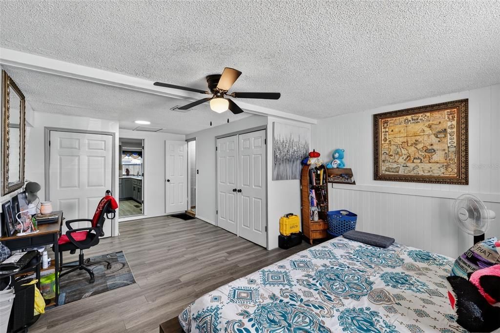 For Sale: $239,900 (3 beds, 2 baths, 1480 Square Feet)