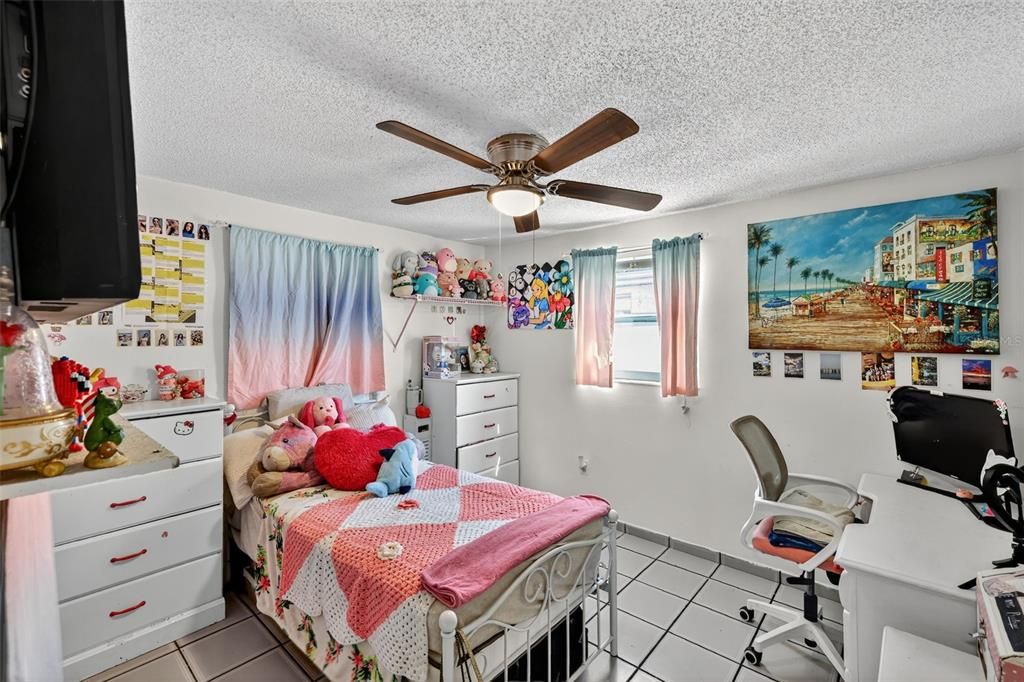 For Sale: $239,900 (3 beds, 2 baths, 1480 Square Feet)