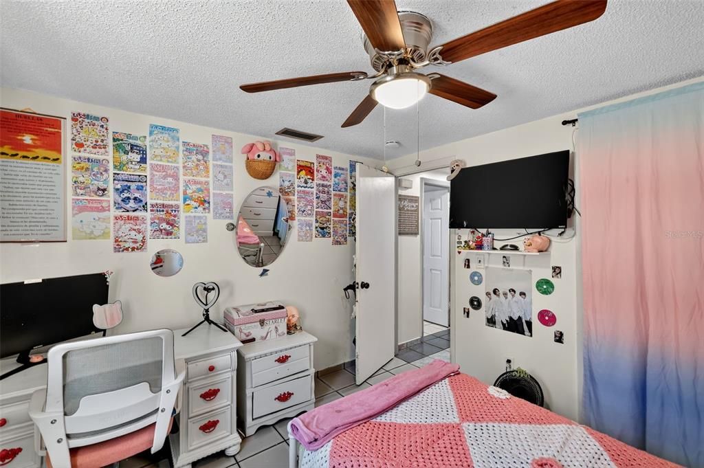 For Sale: $239,900 (3 beds, 2 baths, 1480 Square Feet)