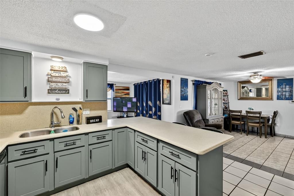 For Sale: $239,900 (3 beds, 2 baths, 1480 Square Feet)