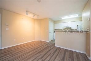 Active With Contract: $159,000 (2 beds, 2 baths, 874 Square Feet)