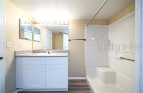 待售: $185,000 (2 贝兹, 2 浴室, 874 平方英尺)