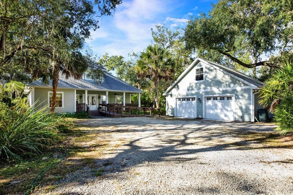 Active With Contract: $558,999 (3 beds, 2 baths, 1836 Square Feet)