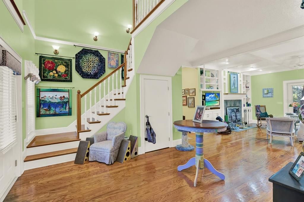 Active With Contract: $558,999 (3 beds, 2 baths, 1836 Square Feet)