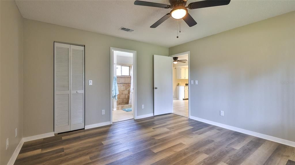 For Sale: $329,500 (4 beds, 2 baths, 1536 Square Feet)