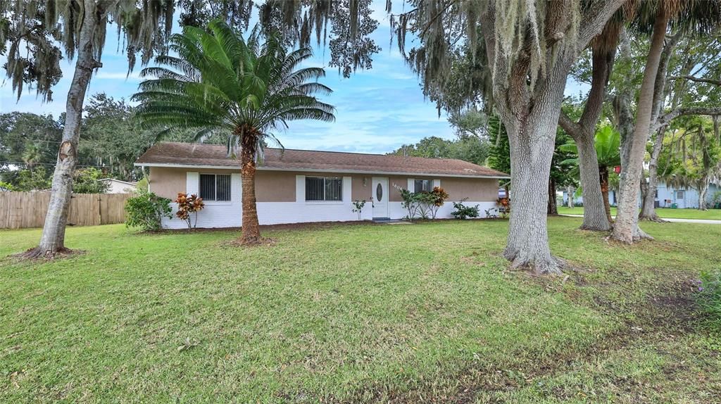 For Sale: $329,500 (4 beds, 2 baths, 1536 Square Feet)