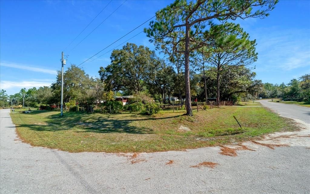 На продажу: $210,000 (3 спален, 2 ванн, 1456 Квадратных фут)