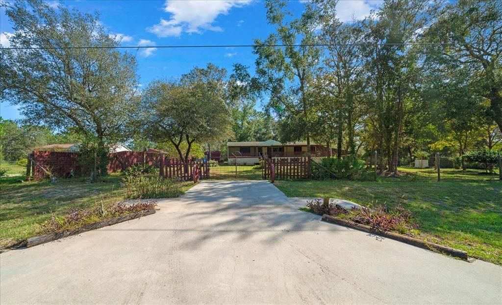 На продажу: $210,000 (3 спален, 2 ванн, 1456 Квадратных фут)