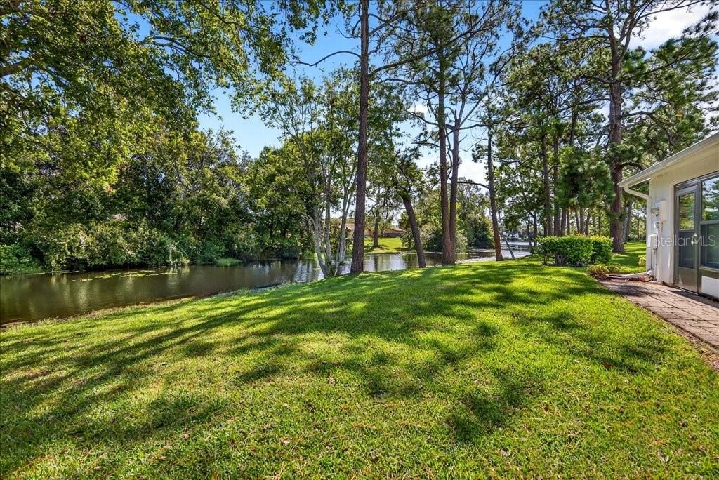 Active With Contract: $169,000 (2 beds, 2 baths, 1021 Square Feet)