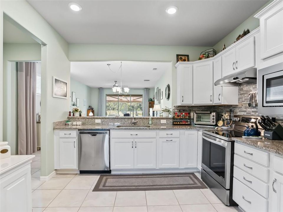 Activo con contrato: $259,900 (2 camas, 2 baños, 1291 Pies cuadrados)