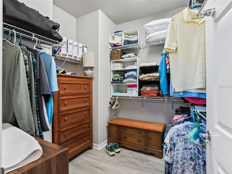 Activo con contrato: $259,900 (2 camas, 2 baños, 1291 Pies cuadrados)