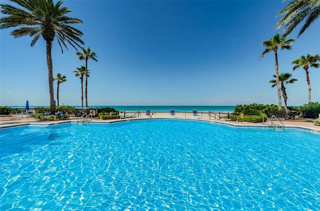 For Sale: $2,449,000 (3 beds, 3 baths, 2227 Square Feet)