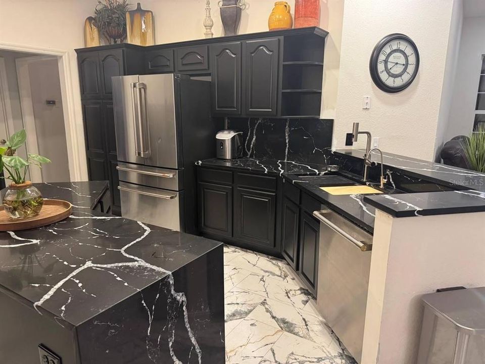 For Sale: $549,000 (3 beds, 2 baths, 2650 Square Feet)