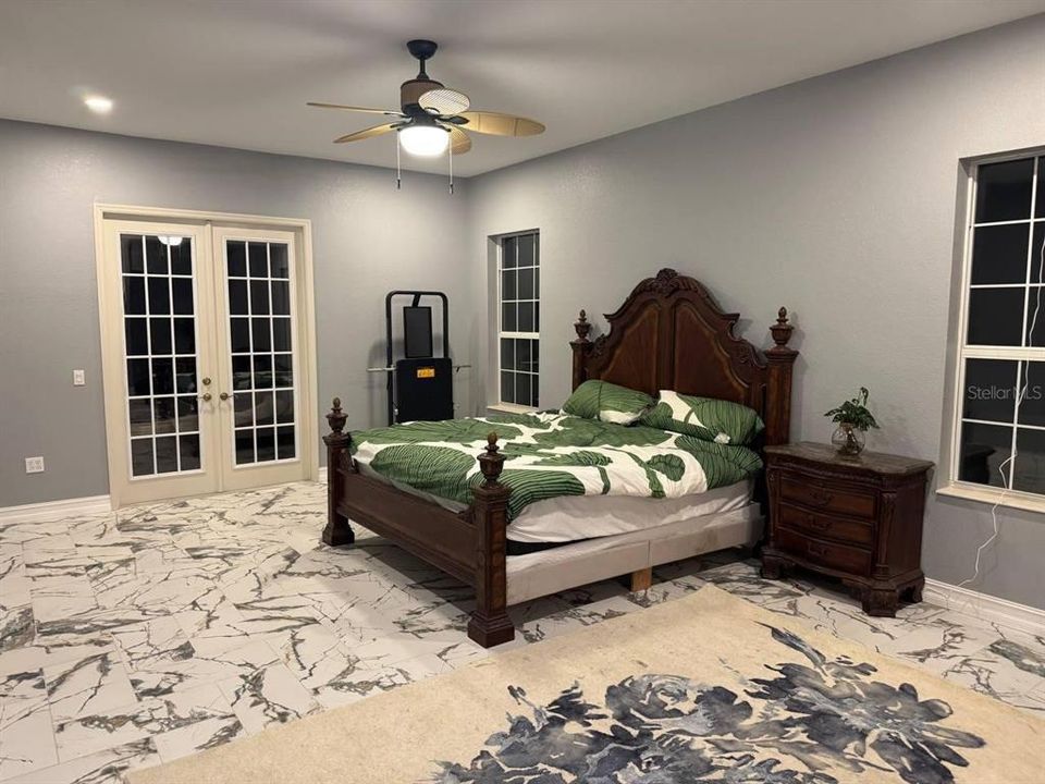 For Sale: $549,000 (3 beds, 2 baths, 2650 Square Feet)