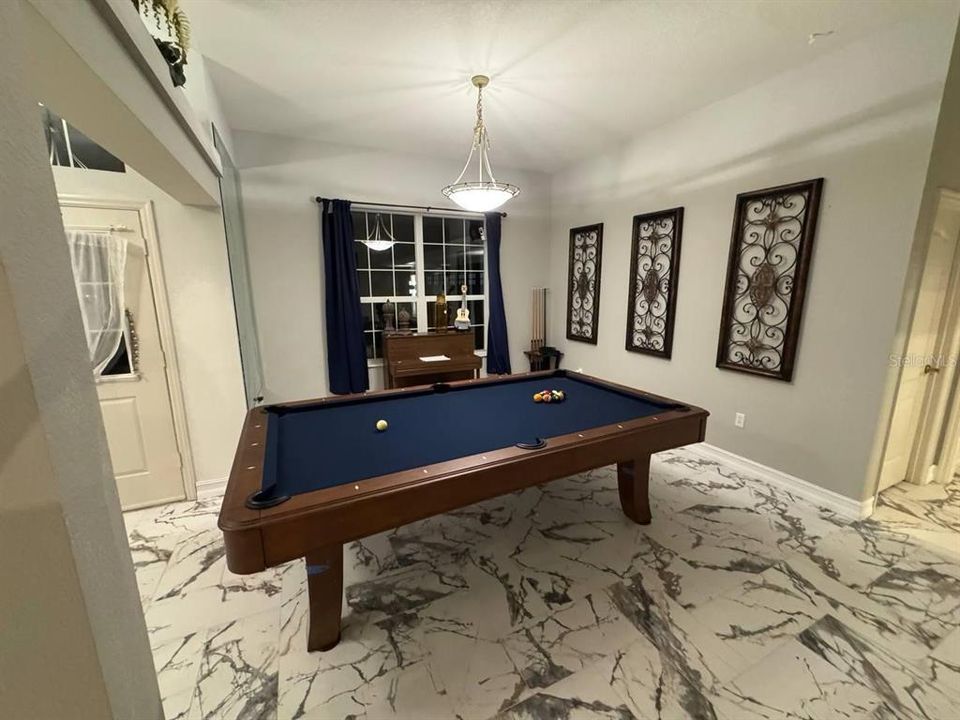 For Sale: $549,000 (3 beds, 2 baths, 2650 Square Feet)