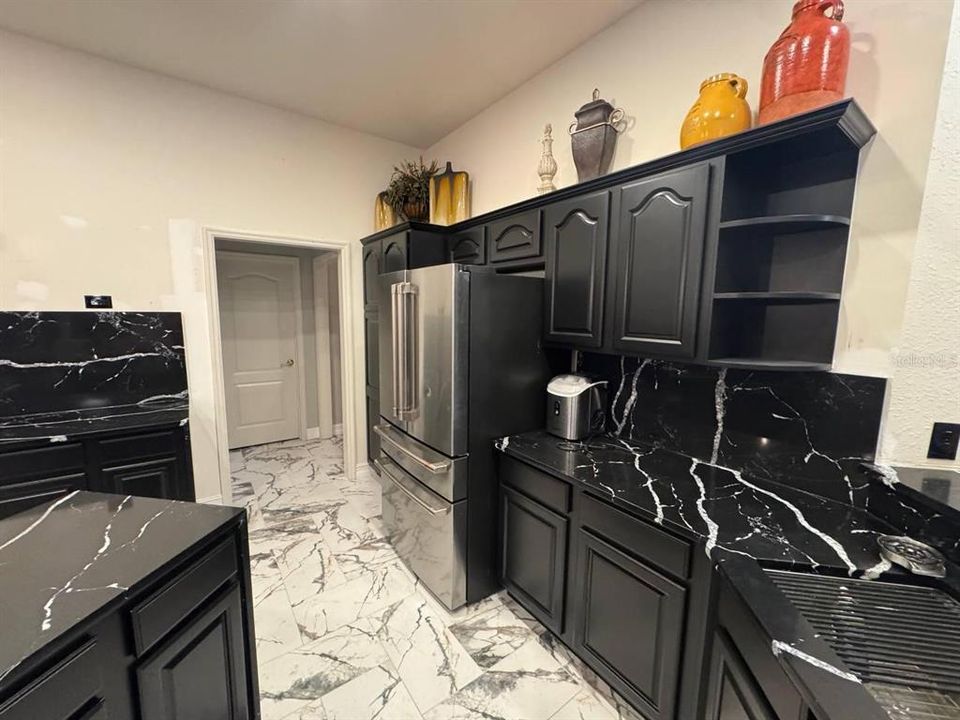 For Sale: $549,000 (3 beds, 2 baths, 2650 Square Feet)