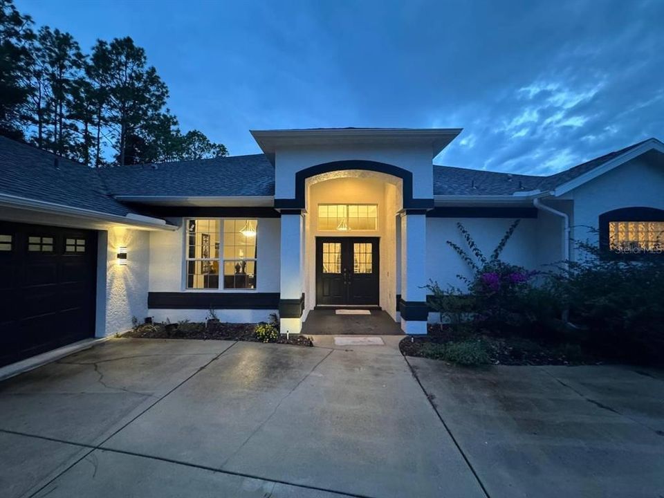 For Sale: $549,000 (3 beds, 2 baths, 2650 Square Feet)