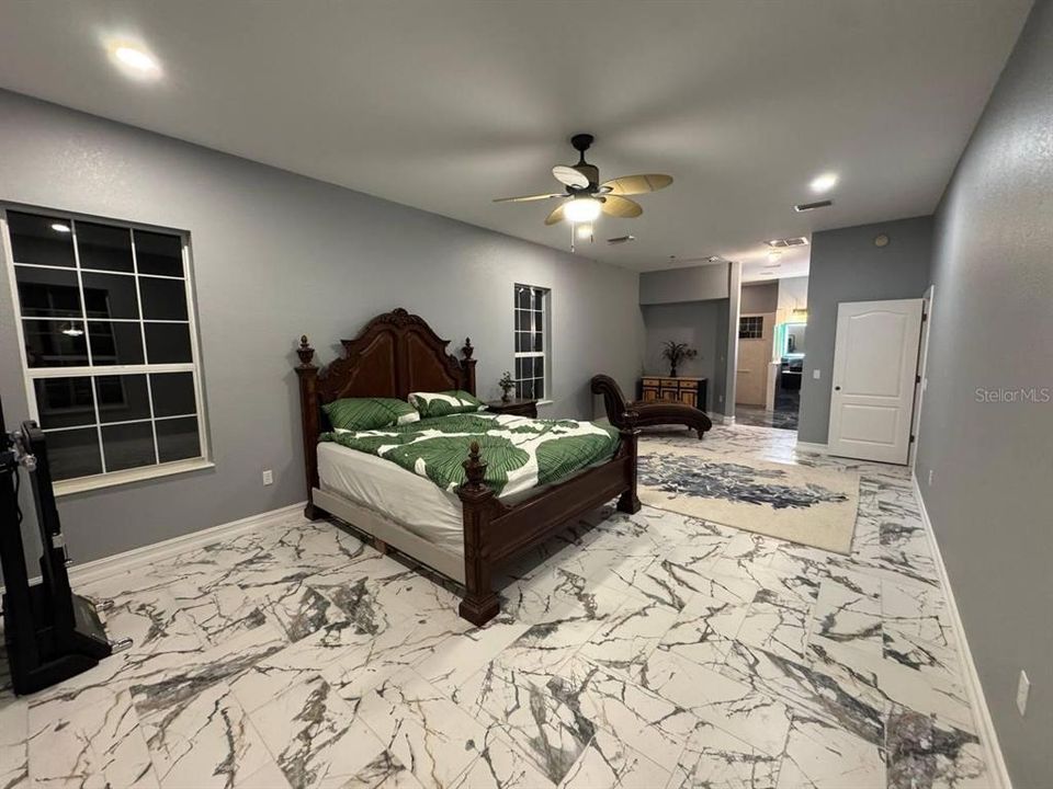 For Sale: $549,000 (3 beds, 2 baths, 2650 Square Feet)