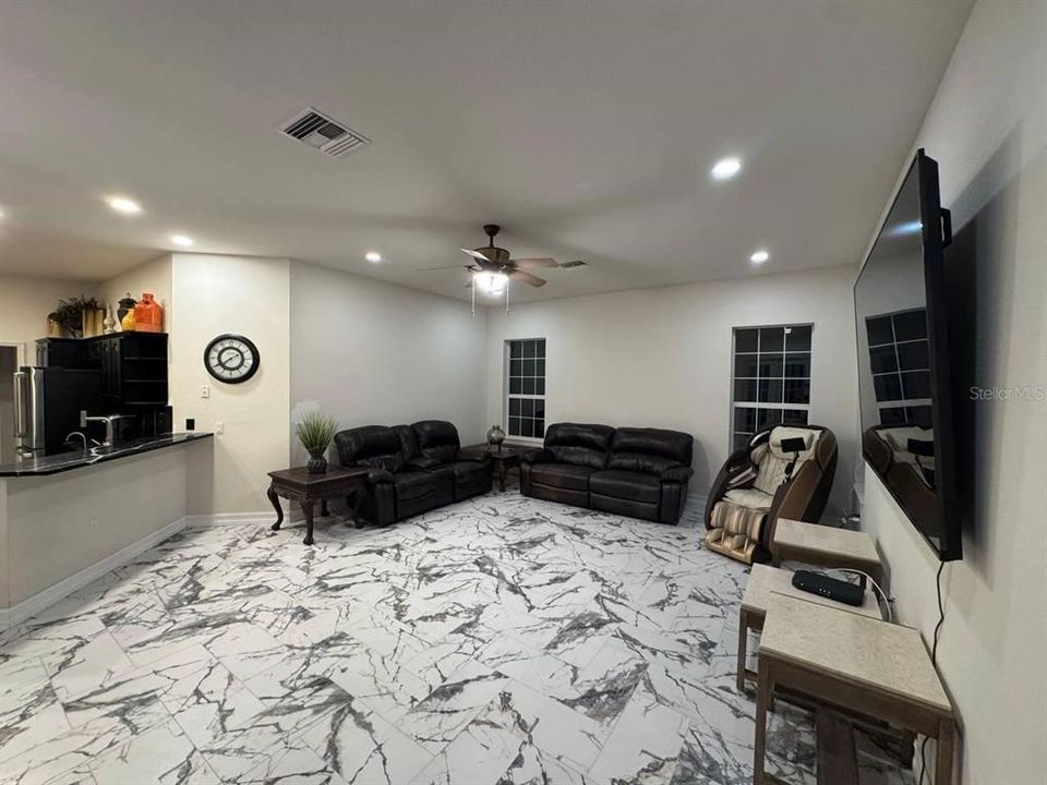 For Sale: $549,000 (3 beds, 2 baths, 2650 Square Feet)