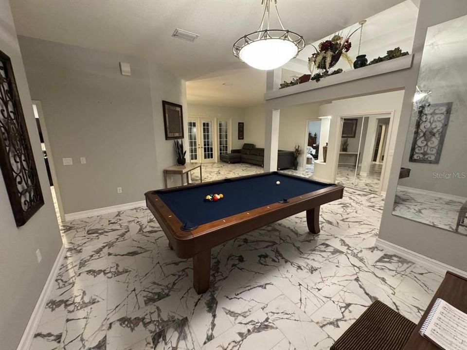 For Sale: $549,000 (3 beds, 2 baths, 2650 Square Feet)