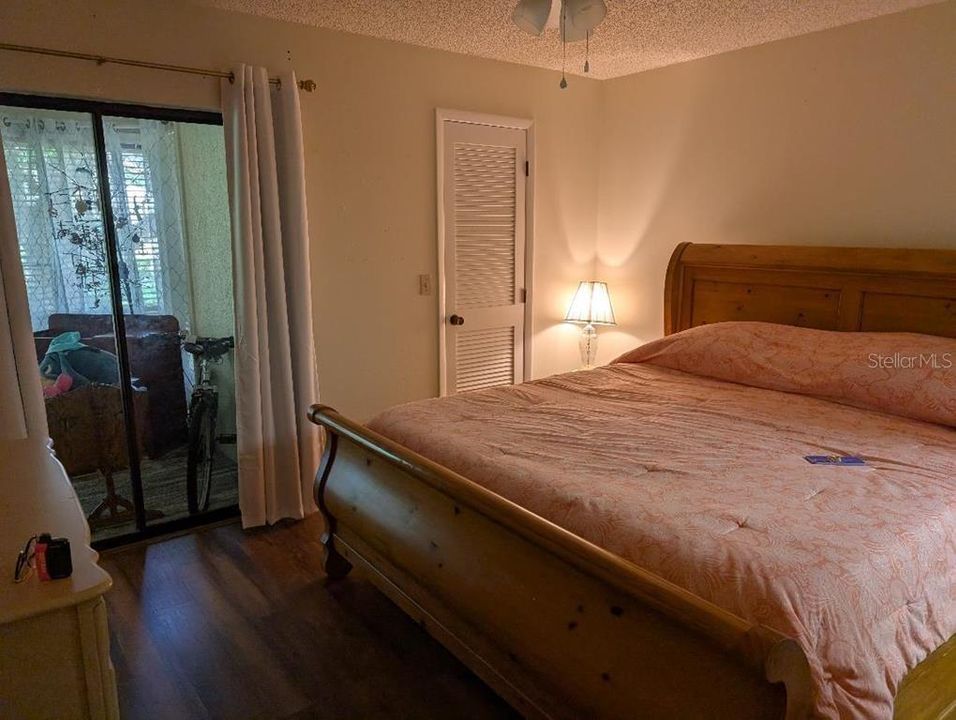 En Venta: $289,900 (2 camas, 2 baños, 1250 Pies cuadrados)