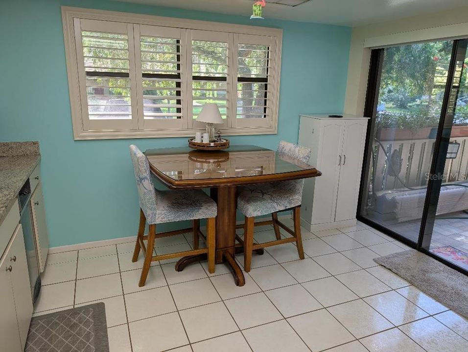 En Venta: $289,900 (2 camas, 2 baños, 1250 Pies cuadrados)