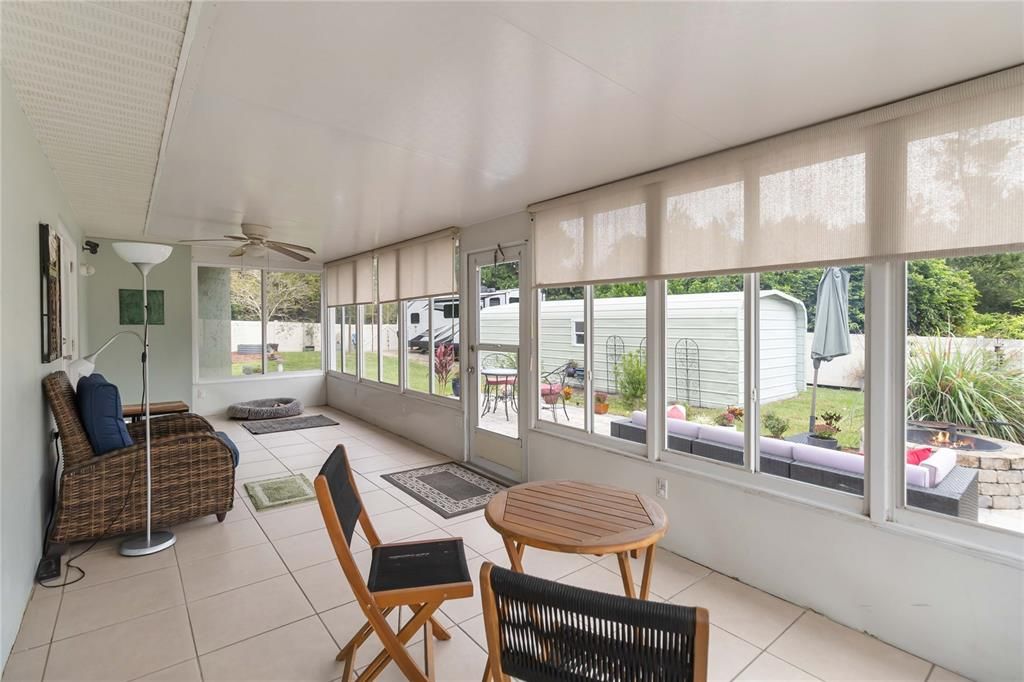 合同活跃: $320,000 (3 贝兹, 2 浴室, 1412 平方英尺)