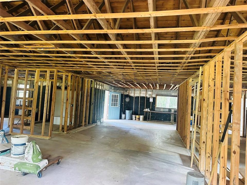 待售: $190,000 (3 贝兹, 2 浴室, 2020 平方英尺)