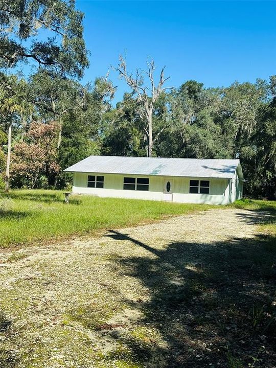 待售: $190,000 (3 贝兹, 2 浴室, 2020 平方英尺)