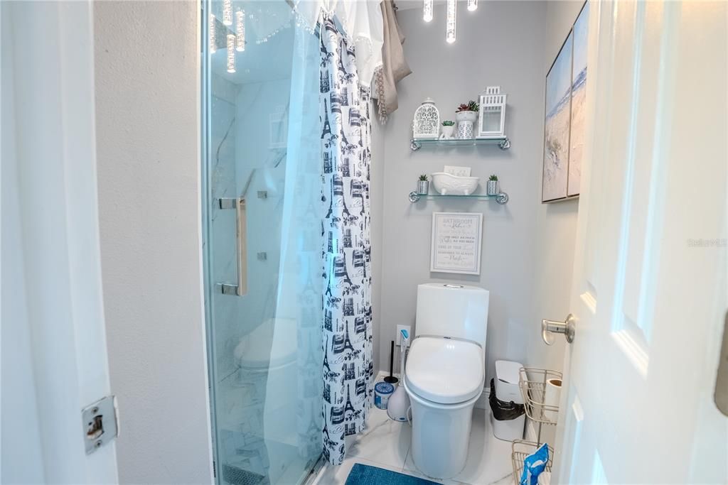 En Venta: $630,888 (4 camas, 2 baños, 2063 Pies cuadrados)