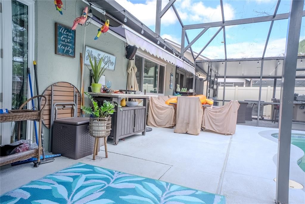 En Venta: $630,888 (4 camas, 2 baños, 2063 Pies cuadrados)