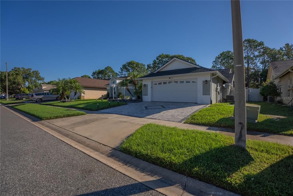 En Venta: $630,888 (4 camas, 2 baños, 2063 Pies cuadrados)