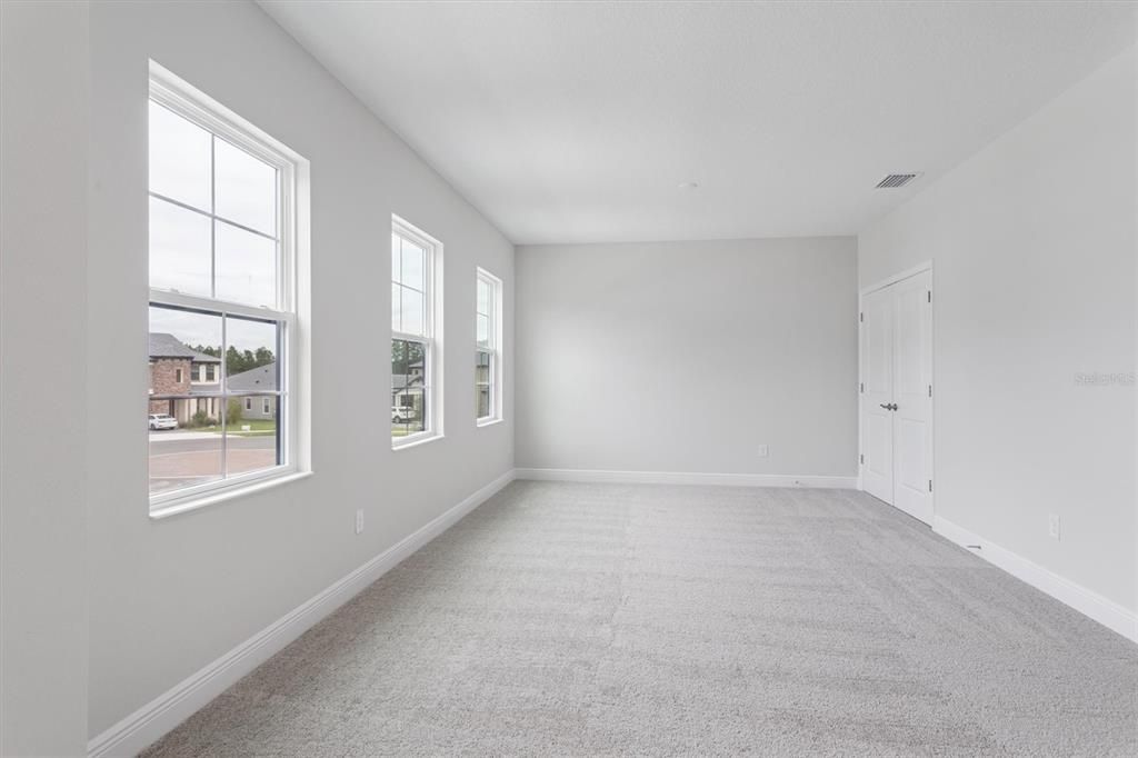 For Sale: $1,179,990 (5 beds, 4 baths, 4602 Square Feet)