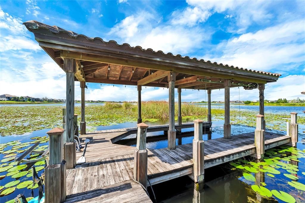 For Sale: $2,530,000 (4 beds, 4 baths, 5178 Square Feet)