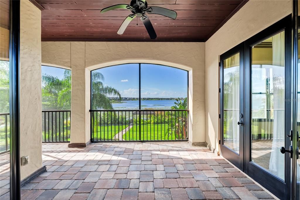 For Sale: $2,530,000 (4 beds, 4 baths, 5178 Square Feet)